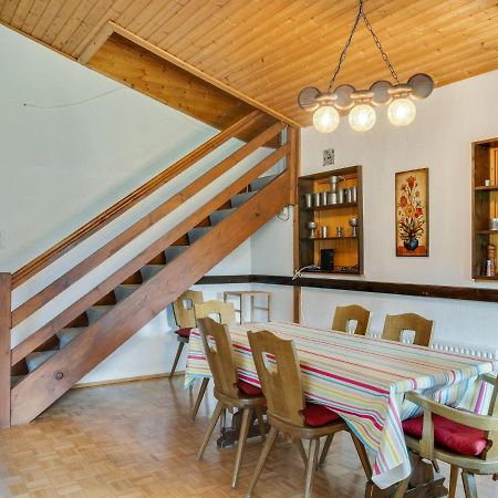 Spacious Chalet In Maishofen Near Forest Екстериор снимка