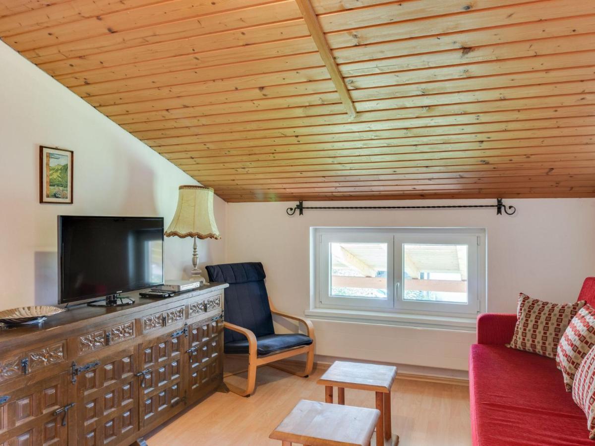 Spacious Chalet In Maishofen Near Forest Екстериор снимка